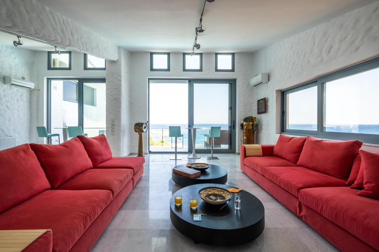 Icarus Luxury Beachfront Villa Gialiskari  Eksteriør billede