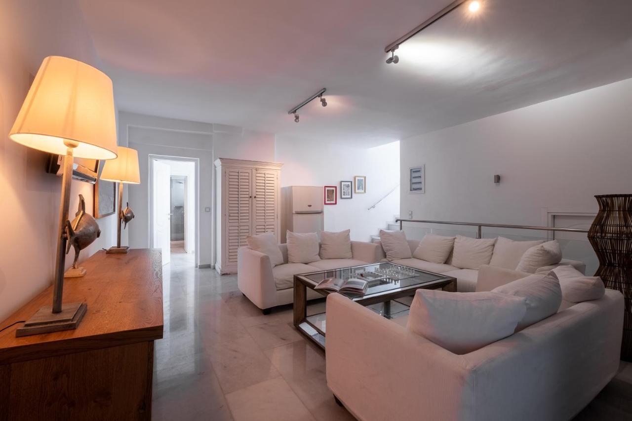 Icarus Luxury Beachfront Villa Gialiskari  Eksteriør billede